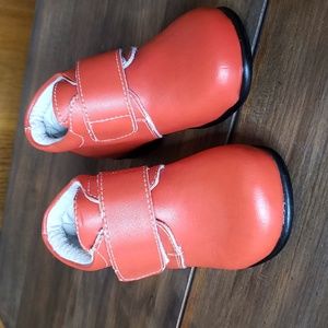 Campanilla Red Booties Sz 5.5